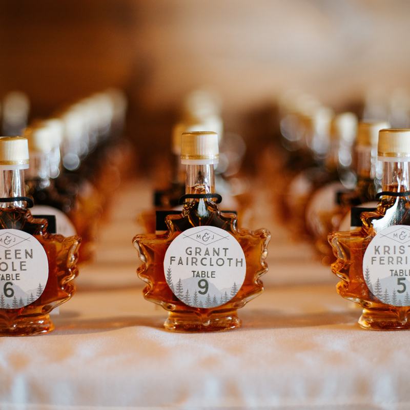 local Vermont maple syrup wedding favors